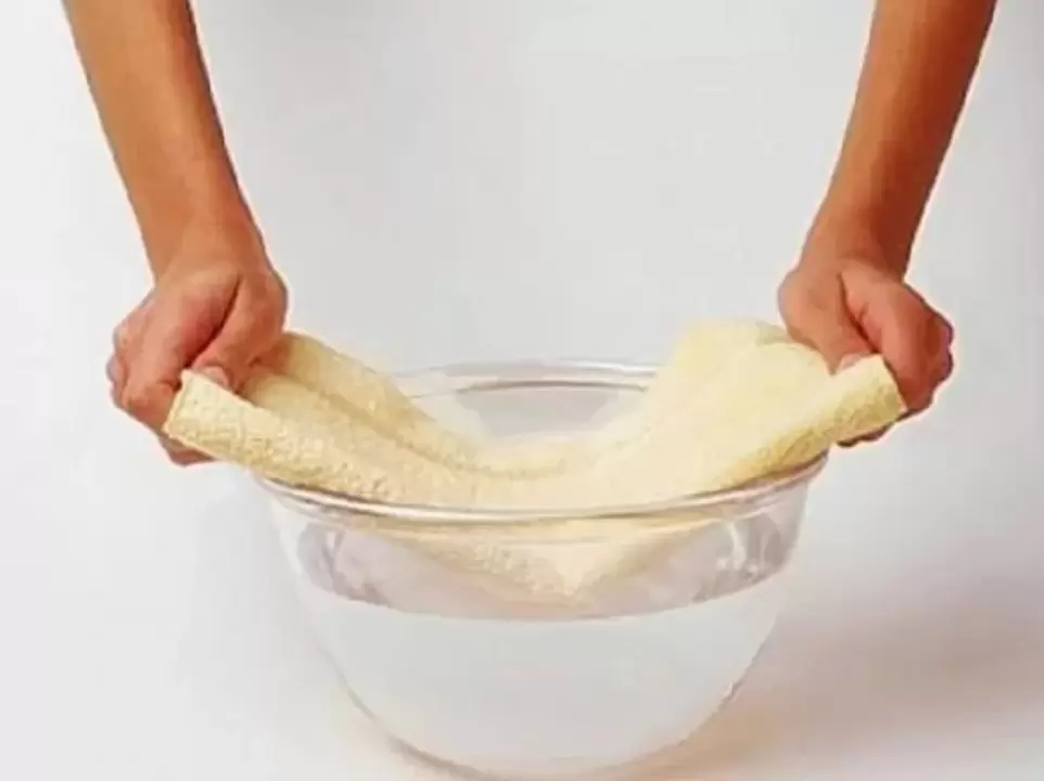 Compress with soda water to enlarge penis